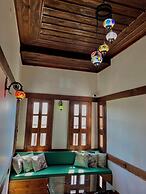 Saffronia 1900 Boutique Hotel