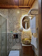 Saffronia 1900 Boutique Hotel