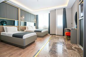 216 Ruby Suite