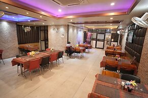 Hotel Raj Kamal Palace