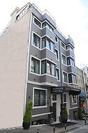 Novus Hotel