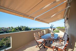 Lazai Villa