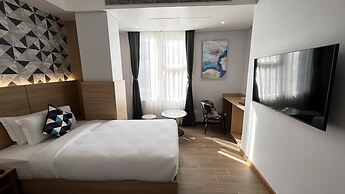 Aurora Boutique Hotel