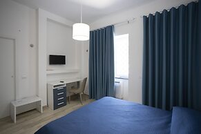 MA RI Apartments