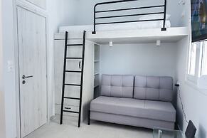 Modern Equipped Studio w View in Kipseli
