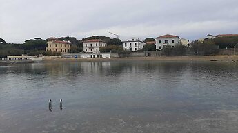 The White House on the sea