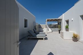 Sea Serenity Villas with Private Jacuzzi