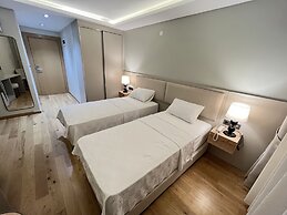 Sezer's Oliva Hotel