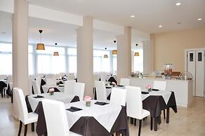 Hotel Airone B&B