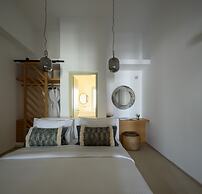 Este Luxury Suites