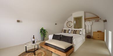Este Luxury Suites