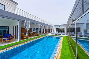 ChezBabo Boutique Hotel
