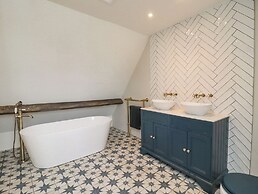 Lynton Cottage