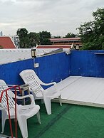 Sleep With Me Hostel