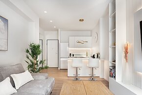 Acropolis Sherlock Residence