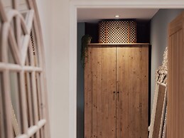 Stag Cottage