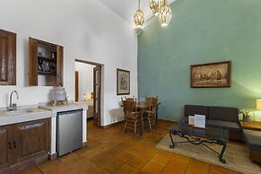 Casa Antigua by Domi Housing