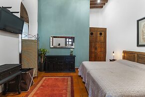 Casa Antigua by Domi Housing