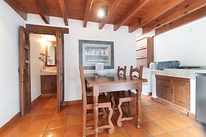 Casa Antigua by Domi Housing