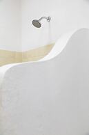 Casa Antigua by Domi Housing