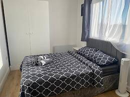 Comfortable Homely Studio Flat in Wembley