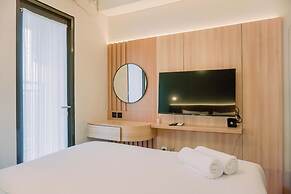 Stunning Studio Transpark Bintaro Apartment