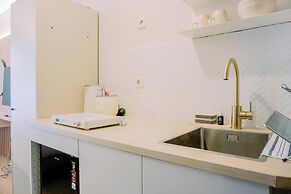 Stunning Studio Transpark Bintaro Apartment