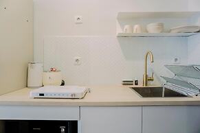 Stunning Studio Transpark Bintaro Apartment