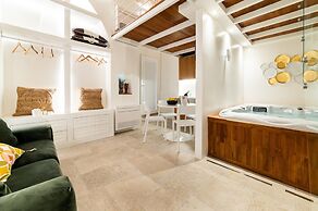 Old Court Luxury Suite Spa