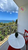 Red Flamboyan Guesthouse