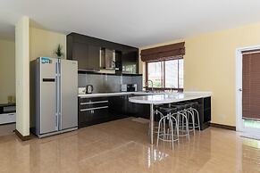 East Villa 4