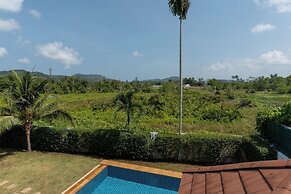 East Villa 4