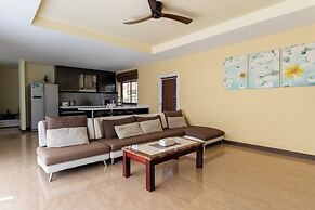 East Villa 4