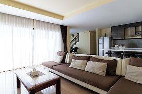 East Villa 4
