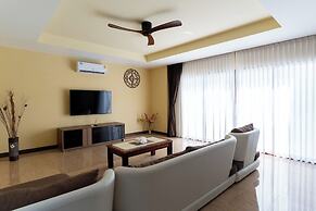 East Villa 4