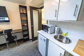 Ground Floor Cosy Studio!