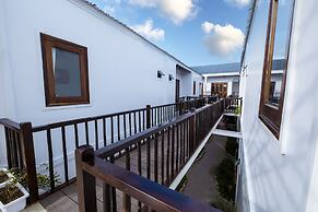 The Poplar Resort