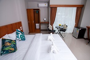 The Brown boutique patong