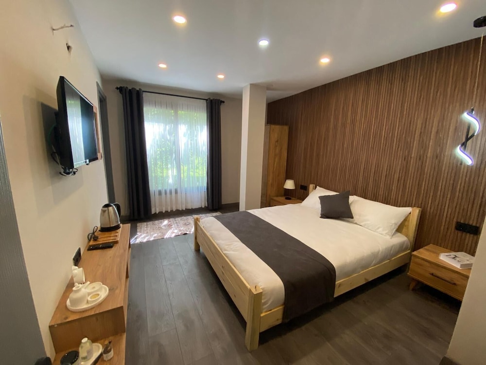 AHSENA BUTİK OTEL