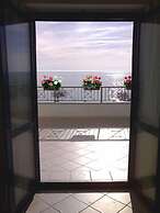 Holel Sea Garden