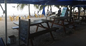 Birdwatchers Beachfront Hotel Panglao