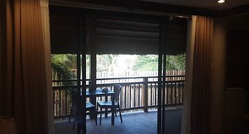 Birdwatchers Beachfront Hotel Panglao