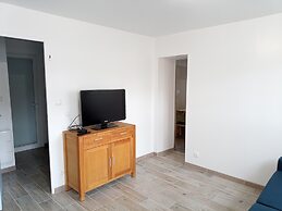 R & C - Room and Calm