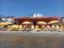 Paradise Hotel
