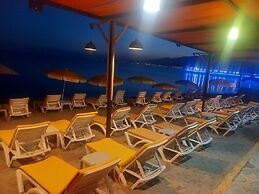 Paradise Hotel