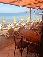 Paradise Hotel