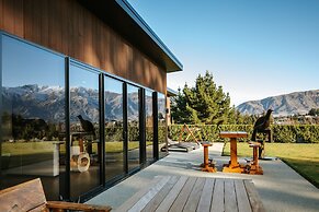 Mt Roy Terrace - Art House