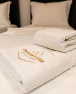 The Honeycomb Boutique Hotel