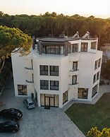 The Honeycomb Boutique Hotel