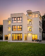 The Honeycomb Boutique Hotel